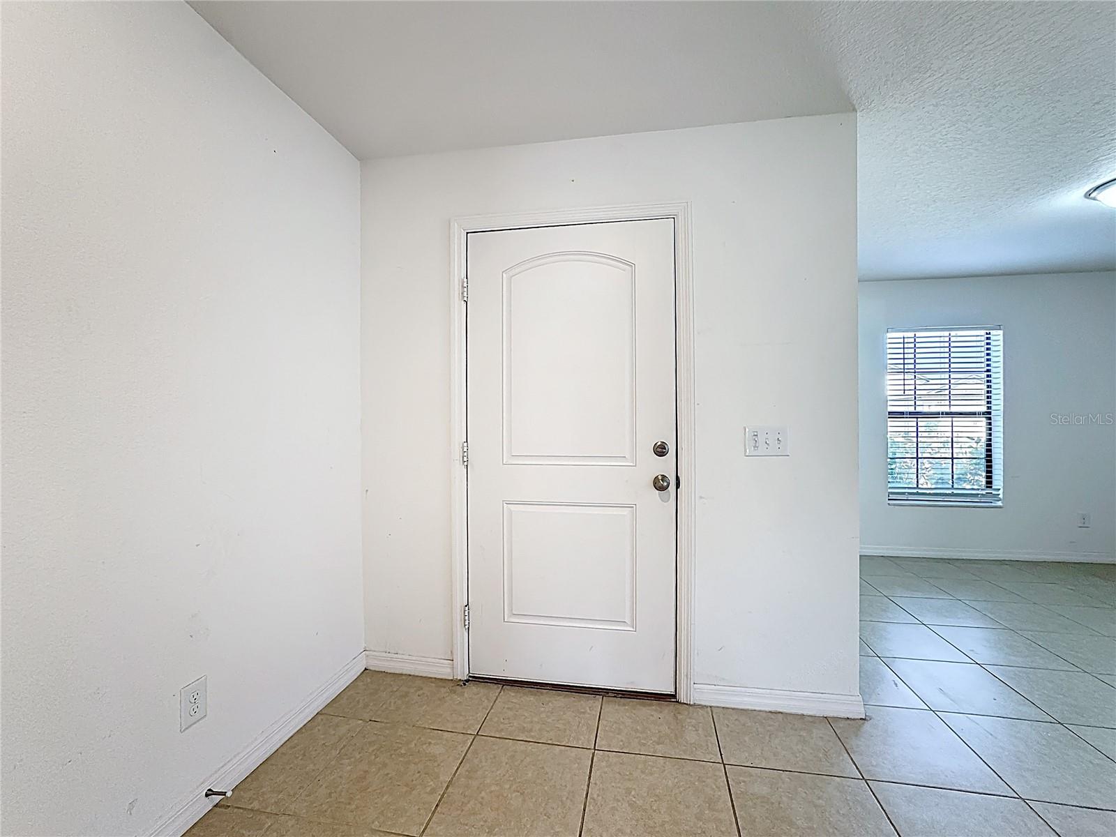 RIDGE/SWAN LAKE - Residential