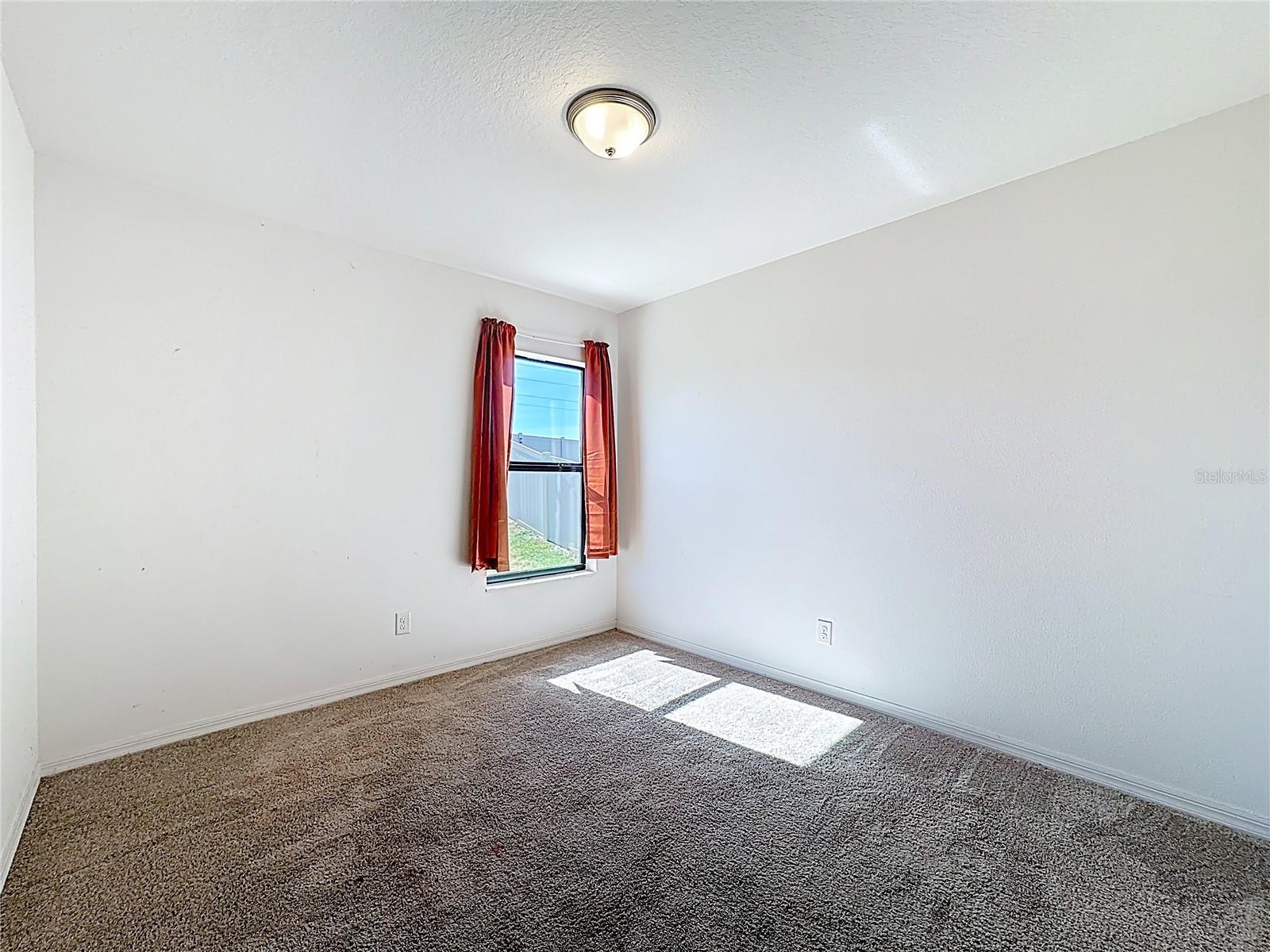 RIDGE/SWAN LAKE - Residential