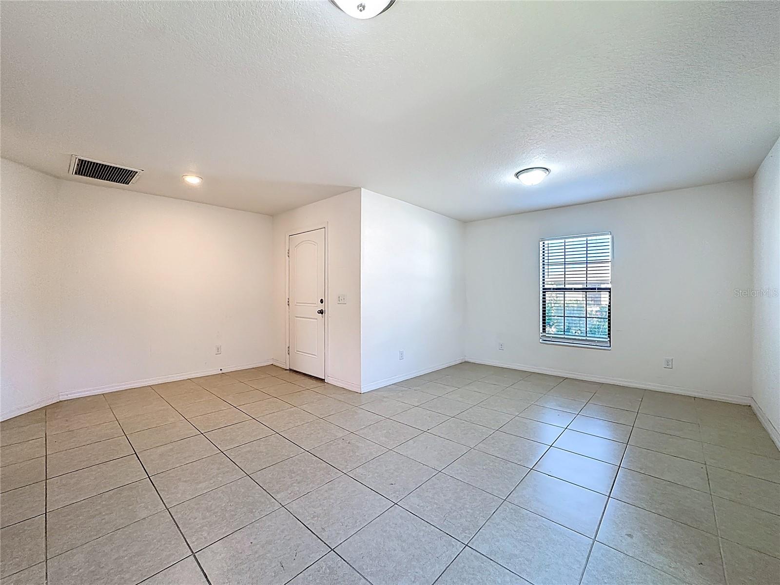 RIDGE/SWAN LAKE - Residential