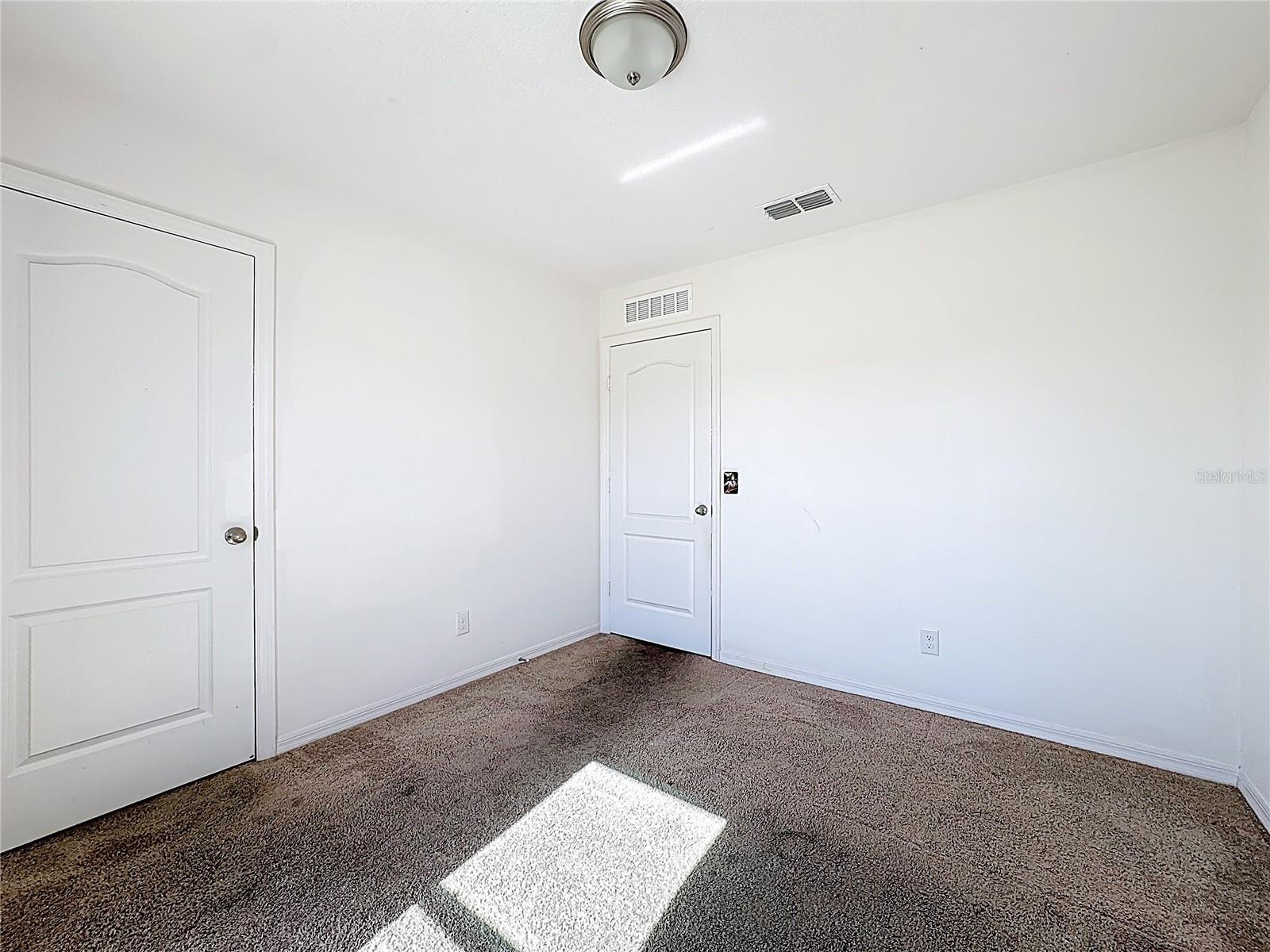 RIDGE/SWAN LAKE - Residential