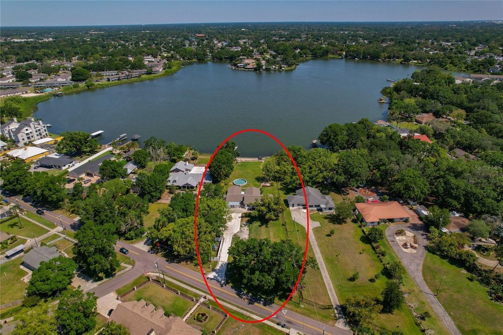 Photo of 3113 W Sligh Avenue, Tampa, FL 33614 (MLS # TB8373987)