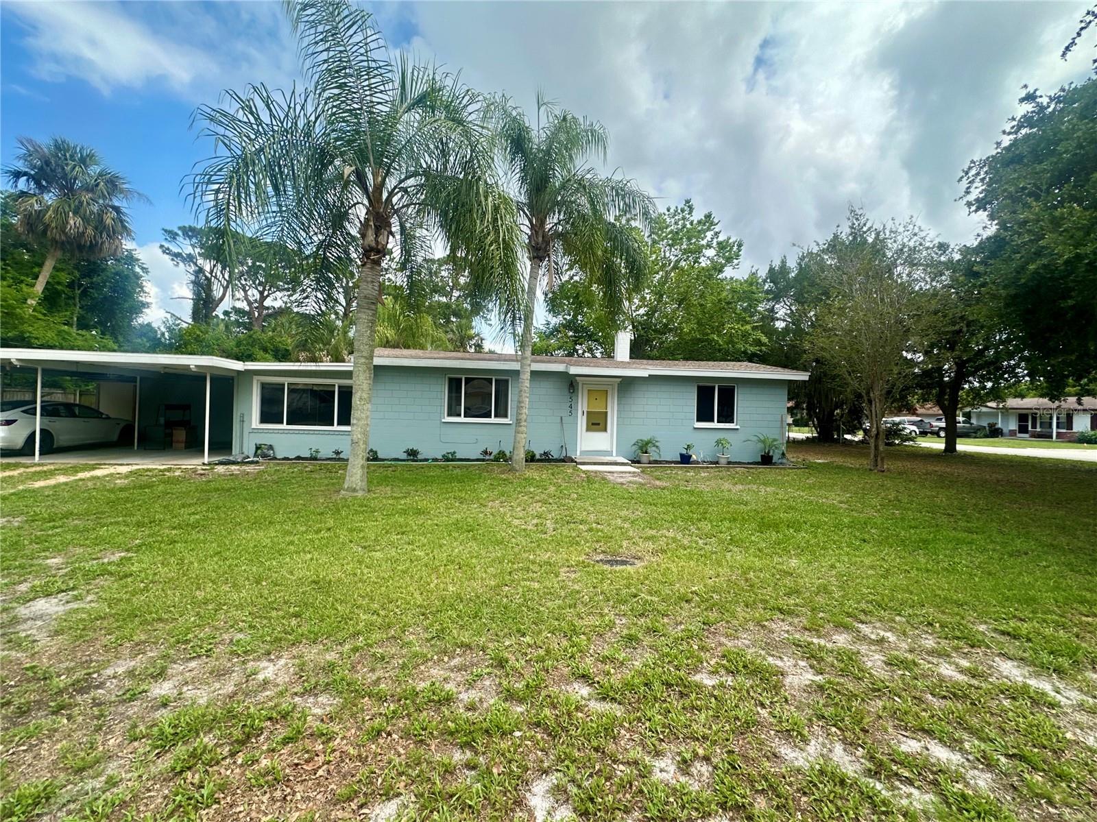 Charming 3-Bedroom Home
This freshly painted 3-bedroom, 1-bath home offers 1,300 square feet of comfortable living space on a desirable corner lot. Enjoy the convenience of a carport, brand-new washer and dryer, and all-new kitchen cabinets. The home features a fully enclosed Florida room under heat and air perfect for a home office, or extra living space.
Tenants are responsible for foliage maintenance, power, and water. Internet service is available for an additional $25/month. Dogs are welcome with a $340 non-refundable pet fee.
Located just 10 minutes from Embry-Riddle Aeronautical University and 12 minutes from Palmer College of Chiropractic.
Don't miss out schedule your showing today!