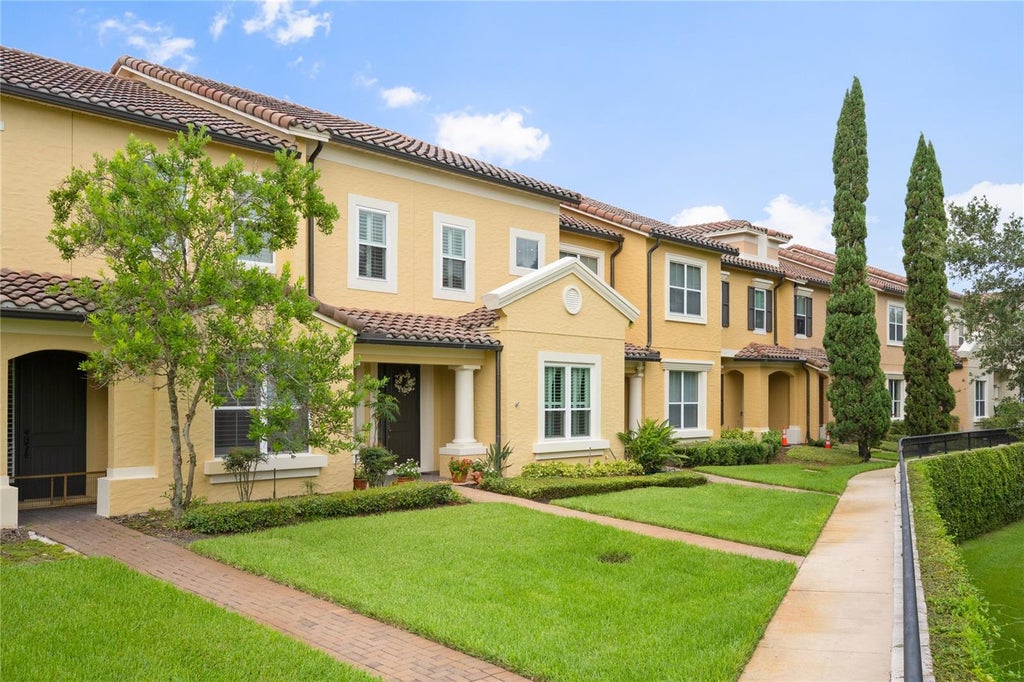 Photo of 1132 Charming Street, Maitland, FL 32751 (MLS # O6424632)