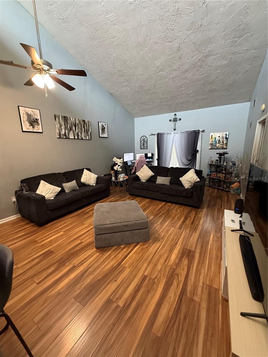 BRANDYWINE CONDO 01 - Residential