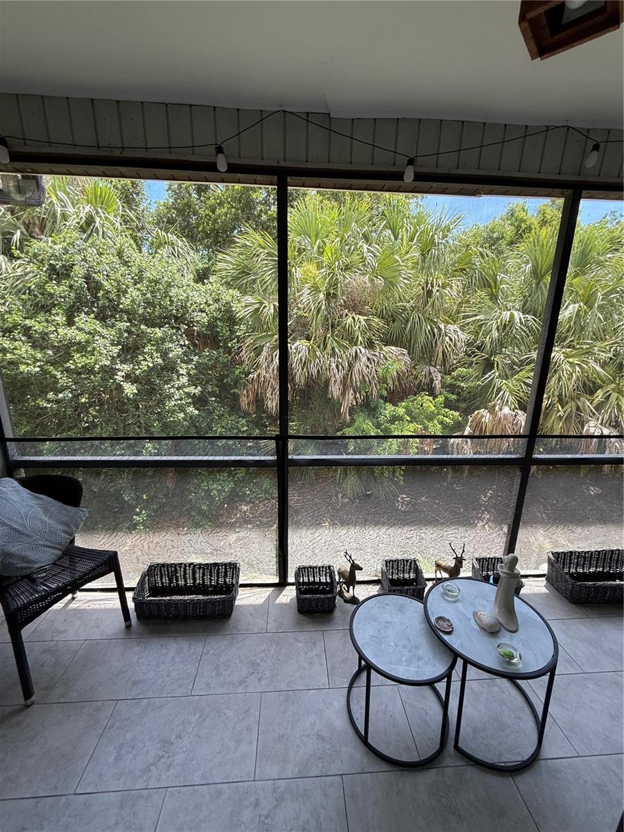 BRANDYWINE CONDO 01 - Residential
