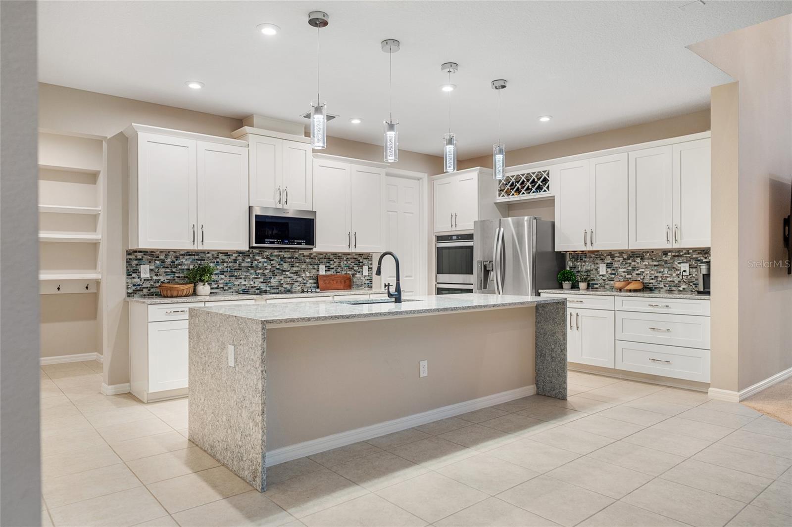 HAWKSMOOR PH 4 - Residential