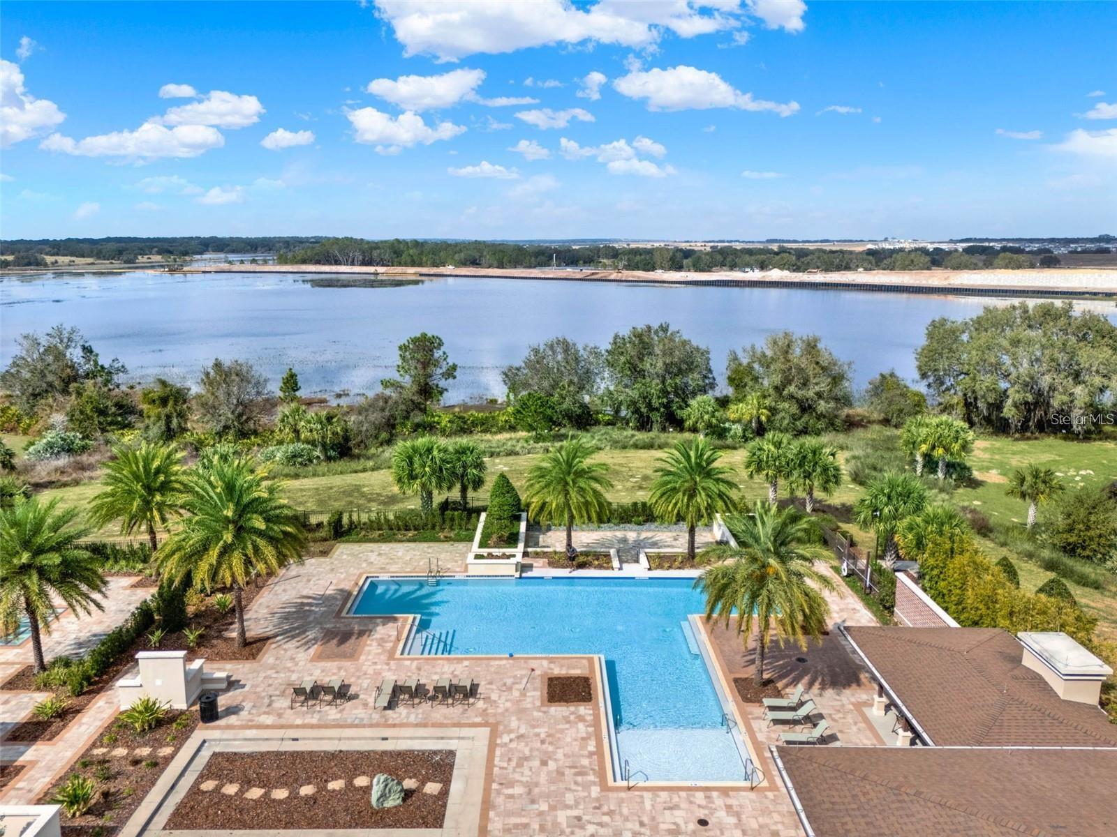 HAWKSMOOR PH 4 - Residential