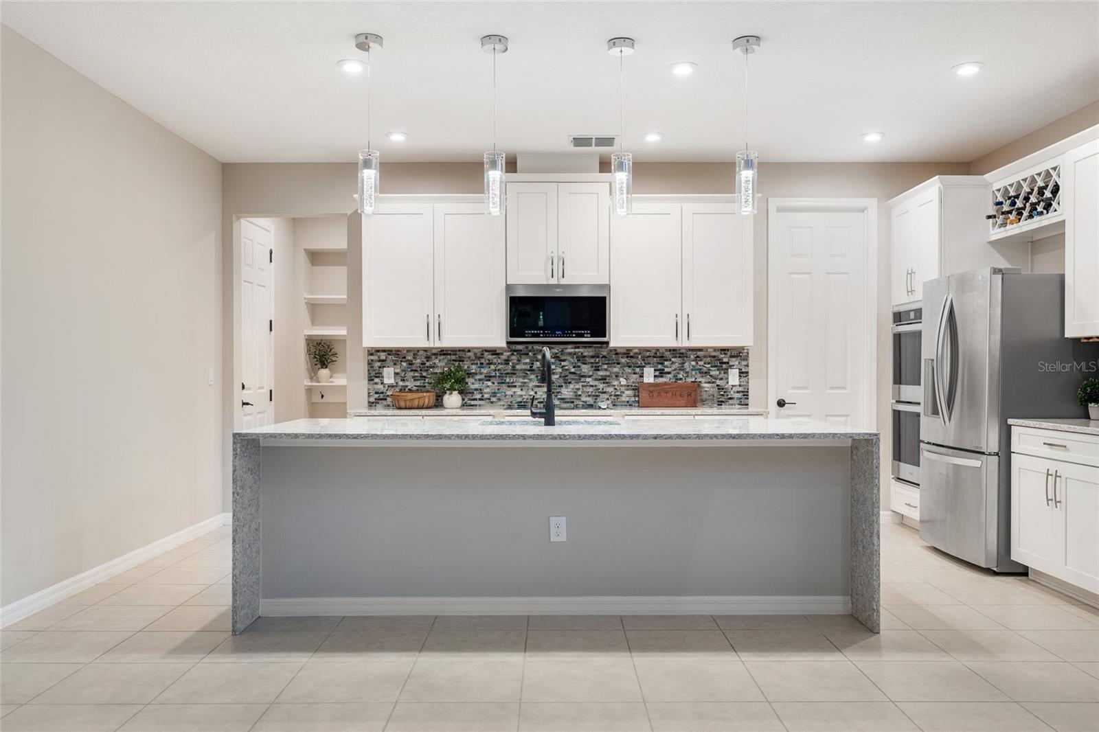 HAWKSMOOR PH 4 - Residential