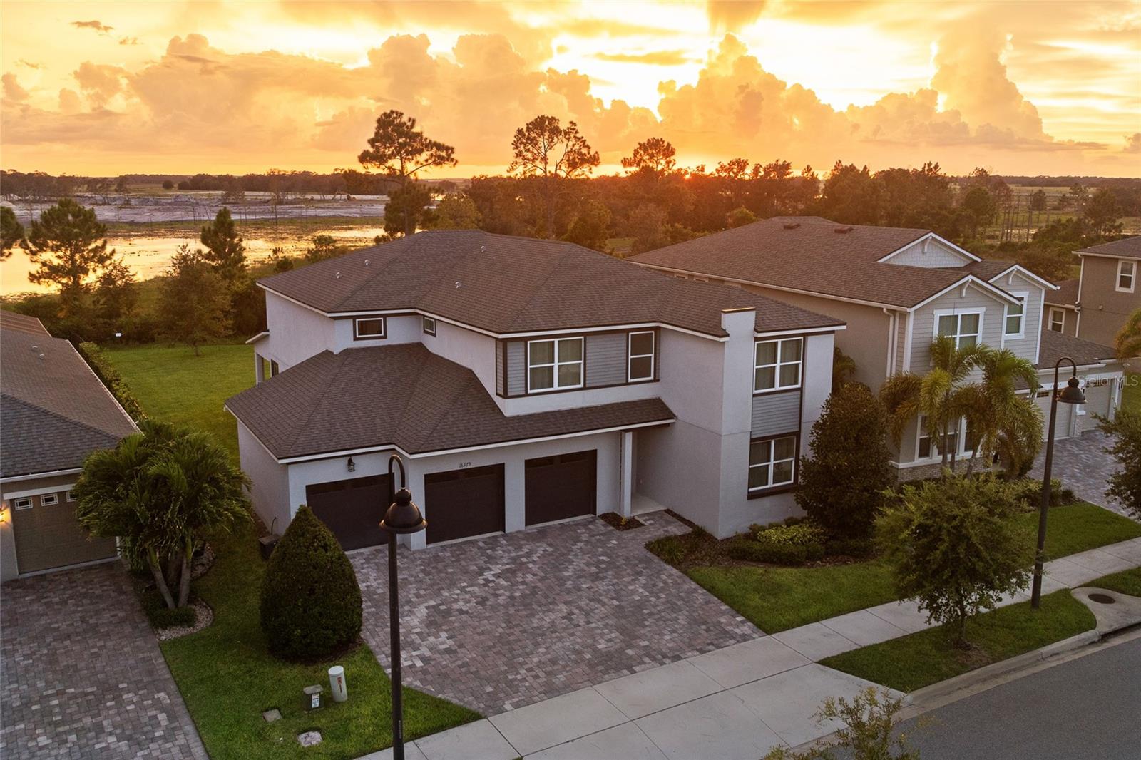 HAWKSMOOR PH 4 - Residential