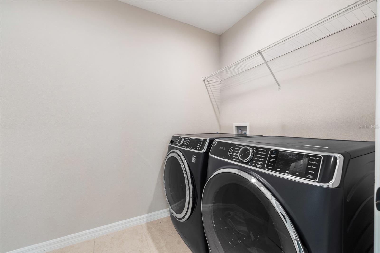 HAWKSMOOR PH 4 - Residential