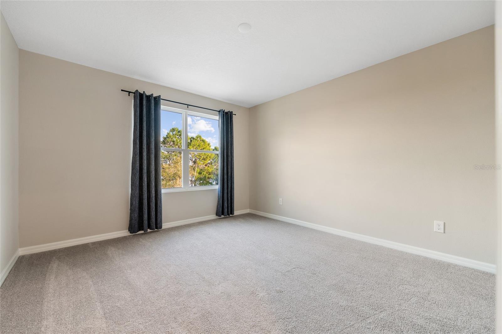 HAWKSMOOR PH 4 - Residential