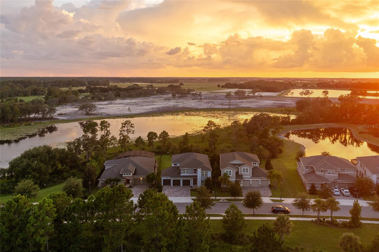 HAWKSMOOR PH 4 - Residential