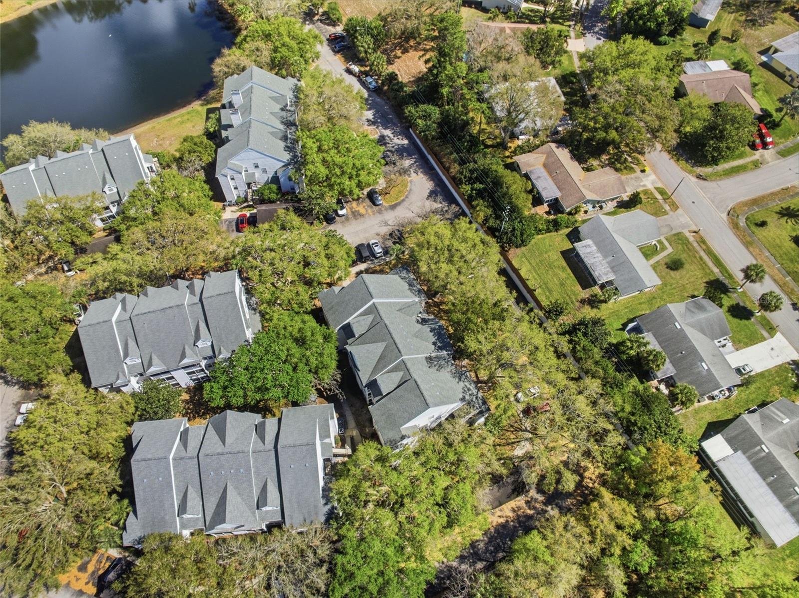 BENTLEY AT COBBS LANDING CONDO THE - Residential