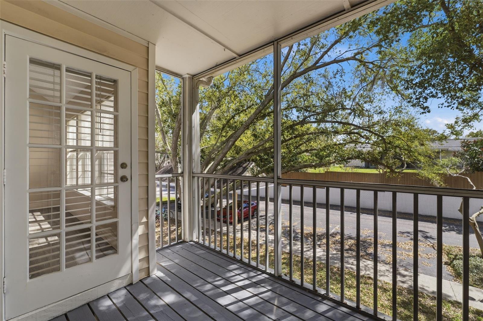 BENTLEY AT COBBS LANDING CONDO THE - Residential