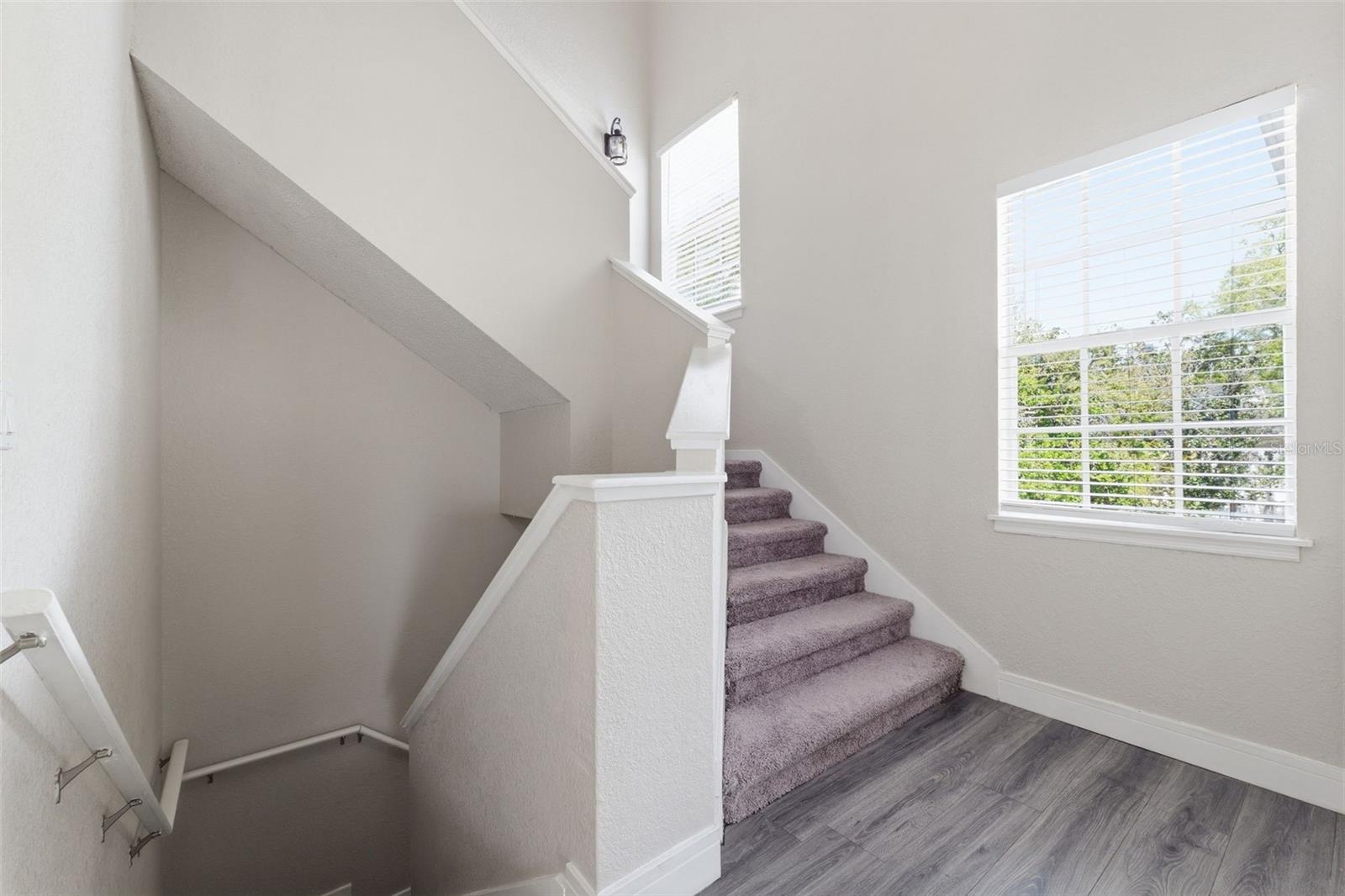 BENTLEY AT COBBS LANDING CONDO THE - Residential