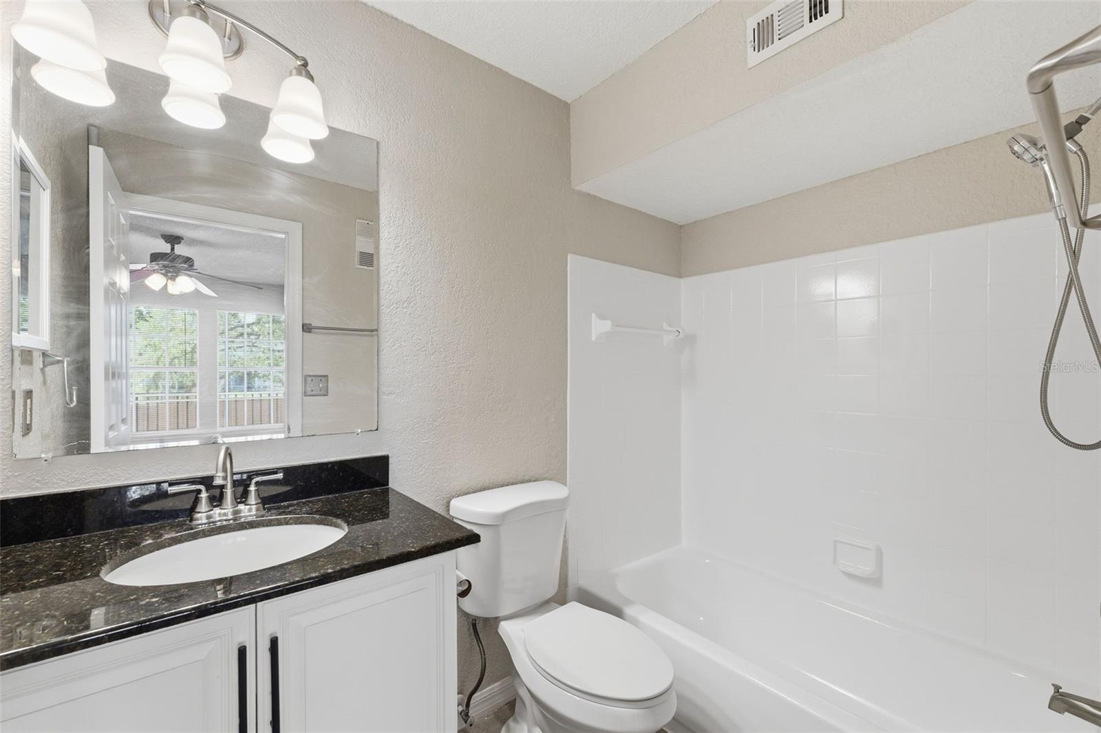 BENTLEY AT COBBS LANDING CONDO THE - Residential