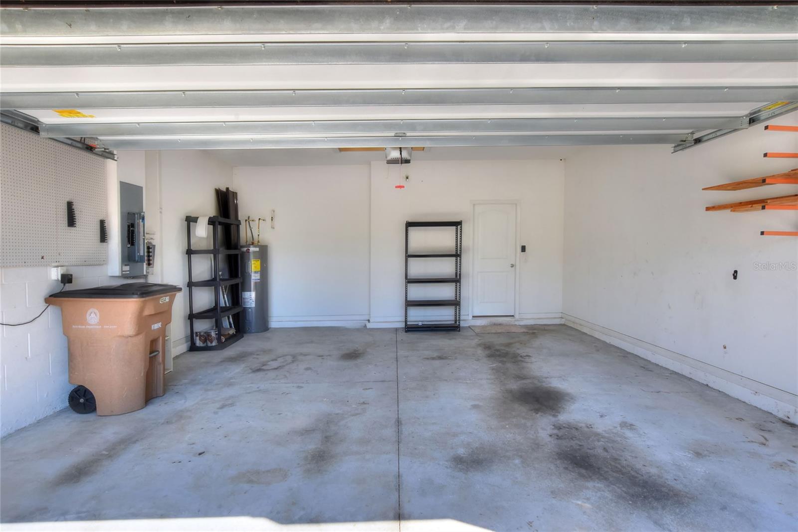 WIND MEADOWS - Residential Lease