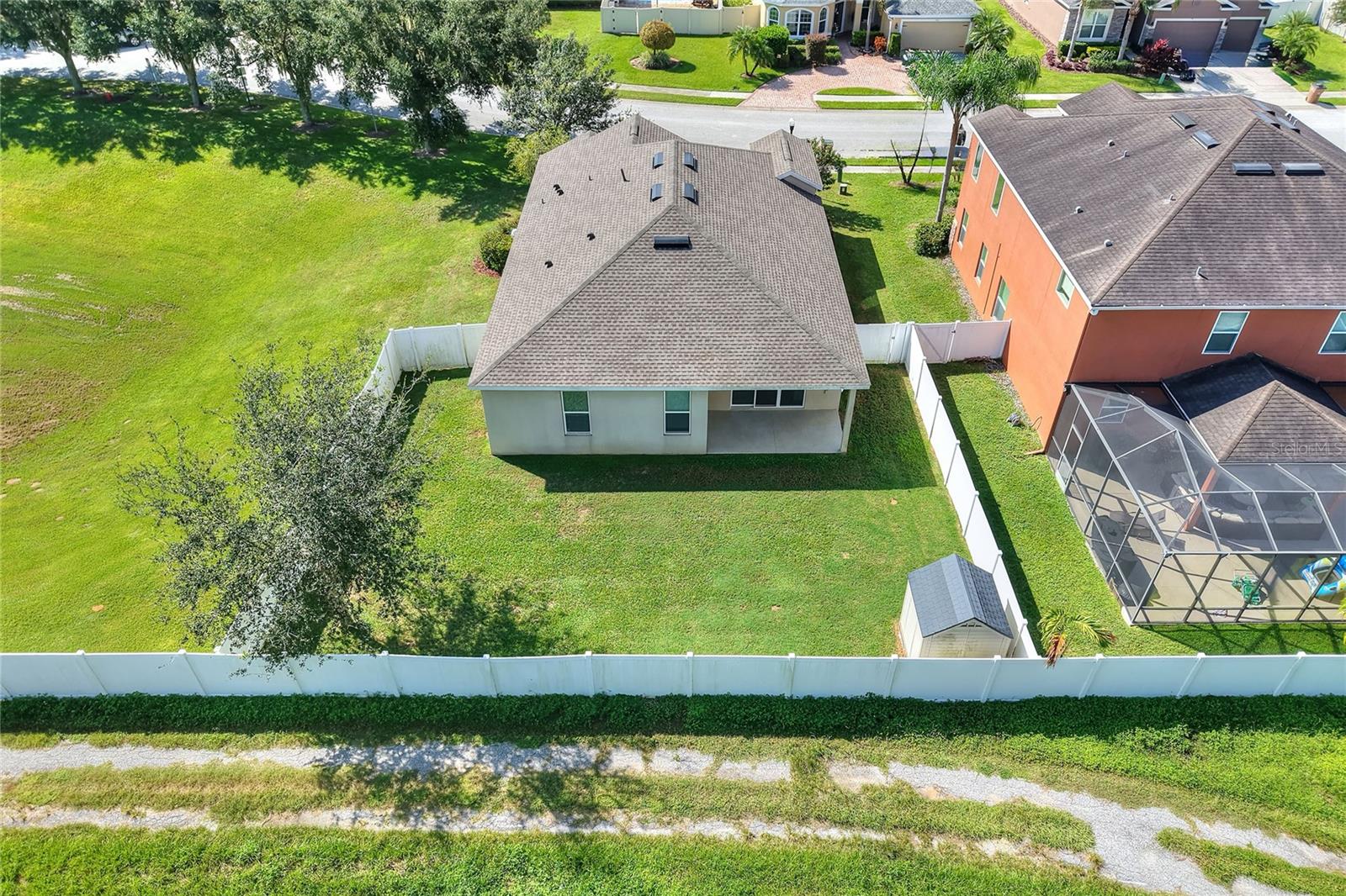 WIND MEADOWS - Residential Lease