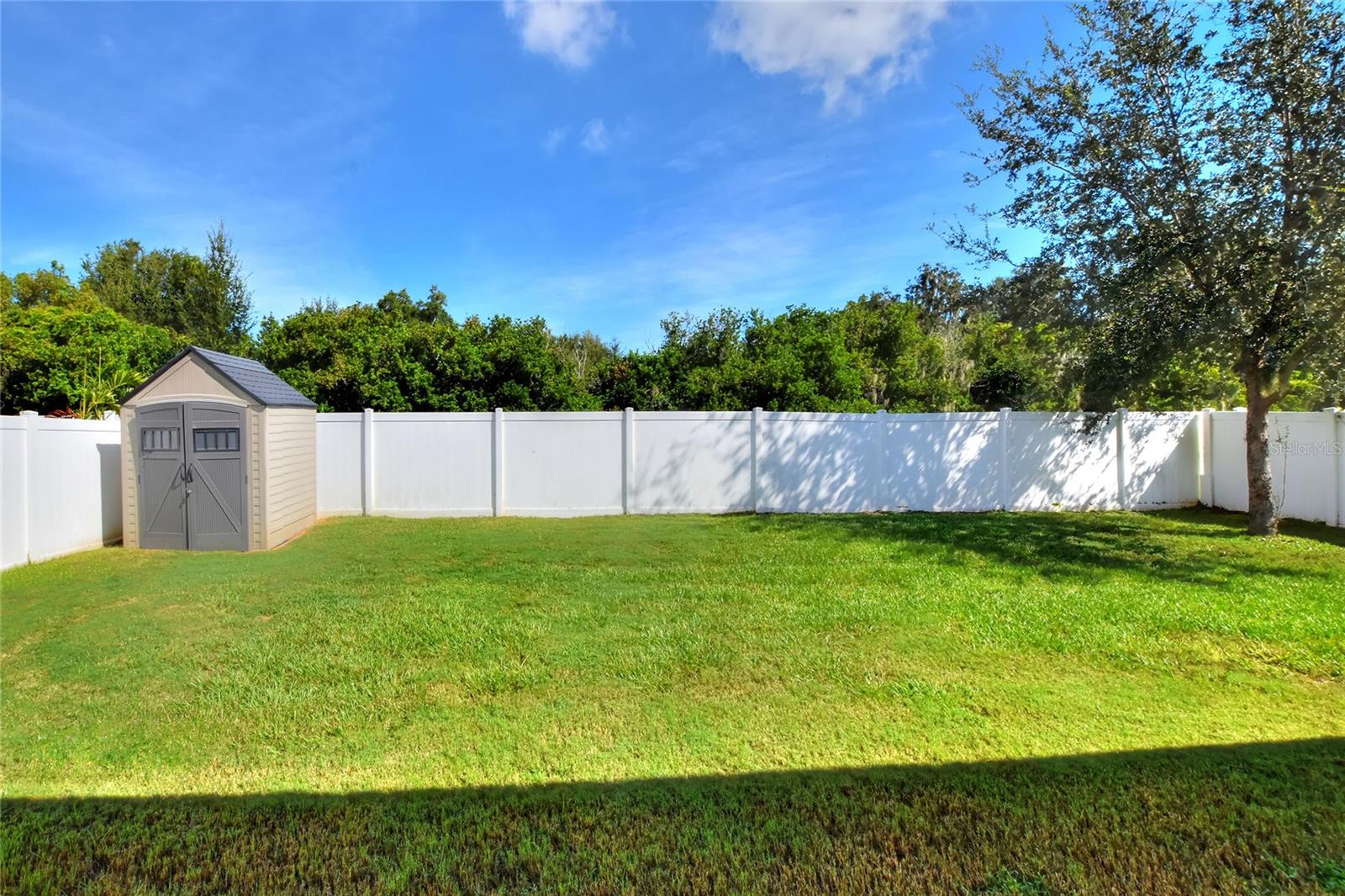WIND MEADOWS - Residential Lease