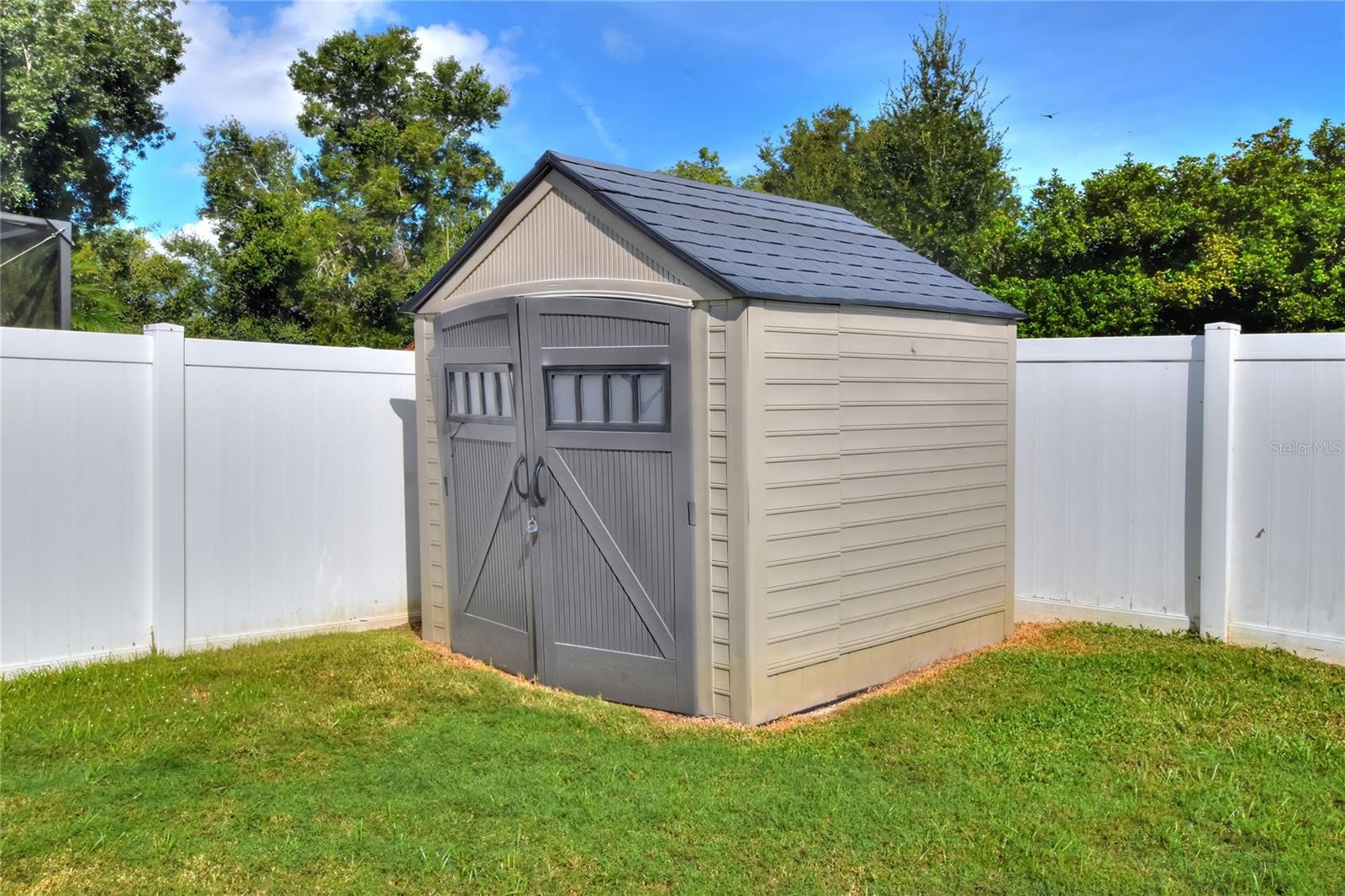 WIND MEADOWS - Residential Lease