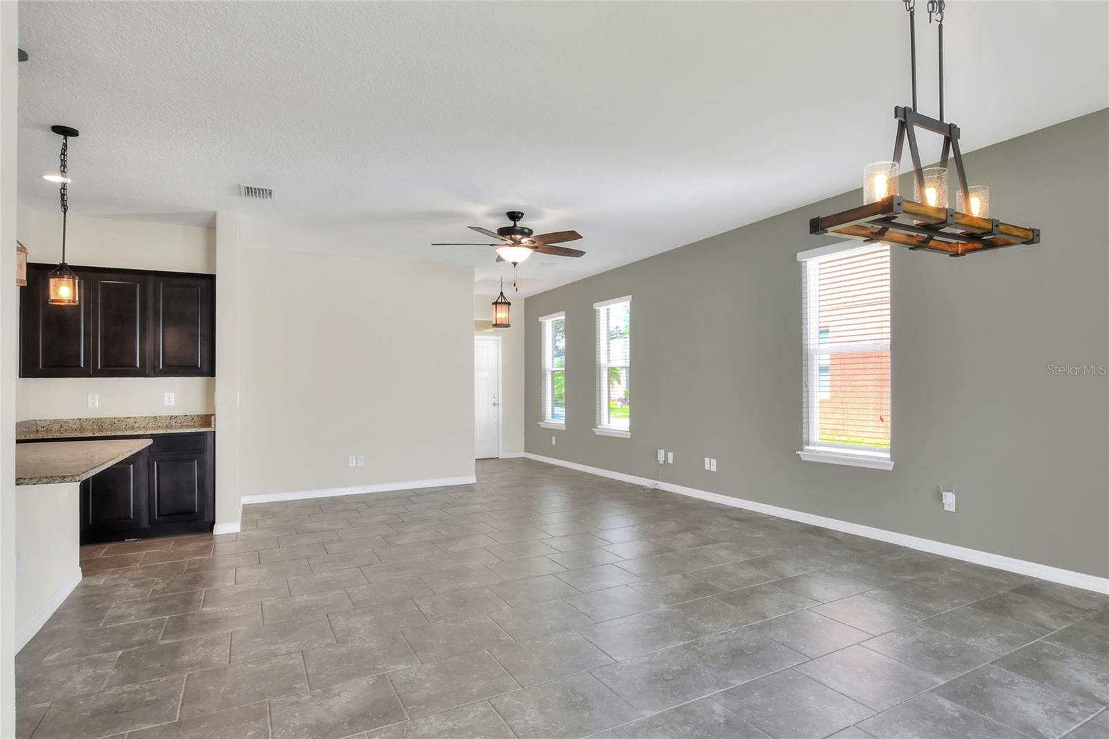 WIND MEADOWS - Residential Lease