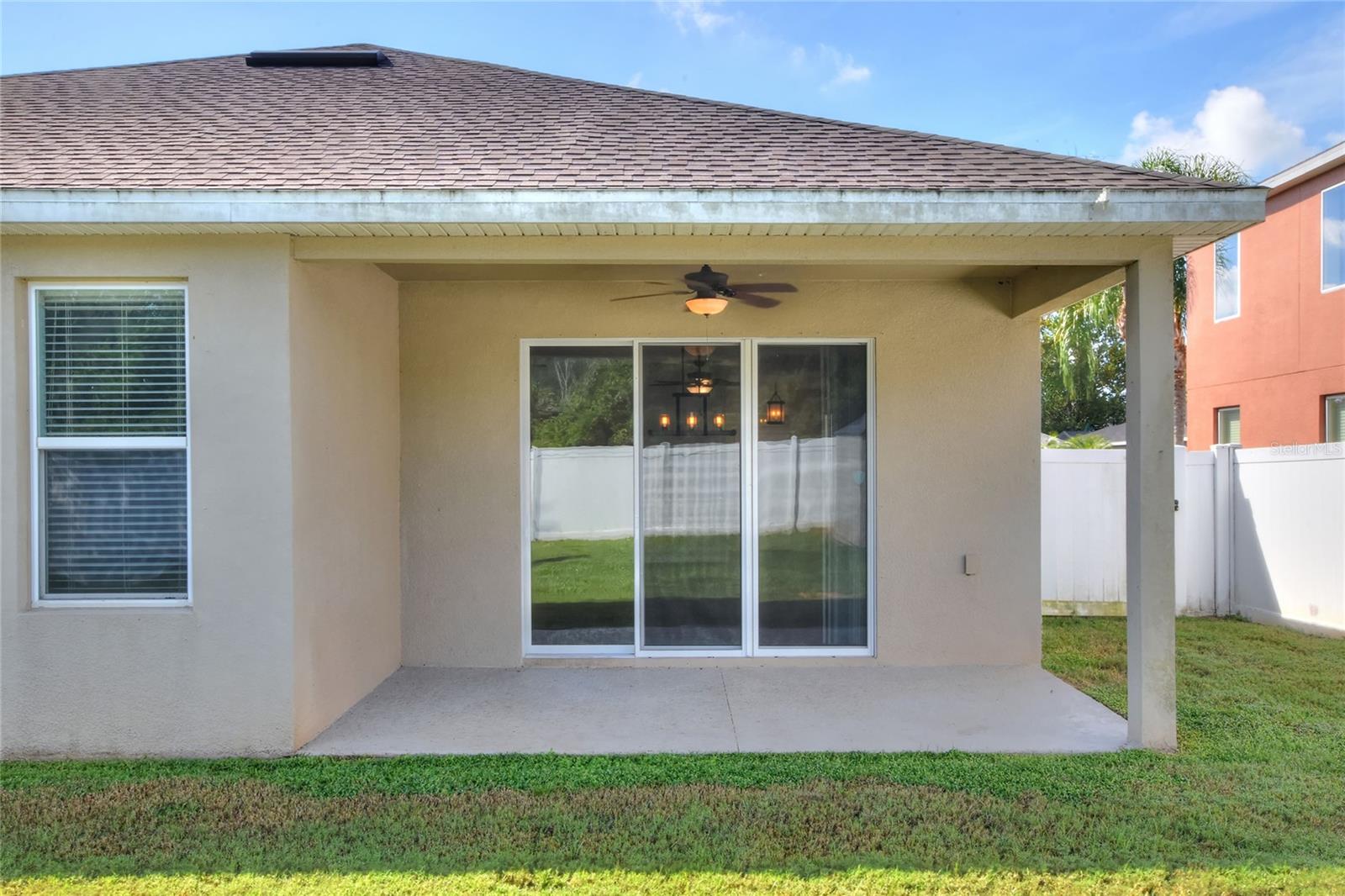 WIND MEADOWS - Residential Lease