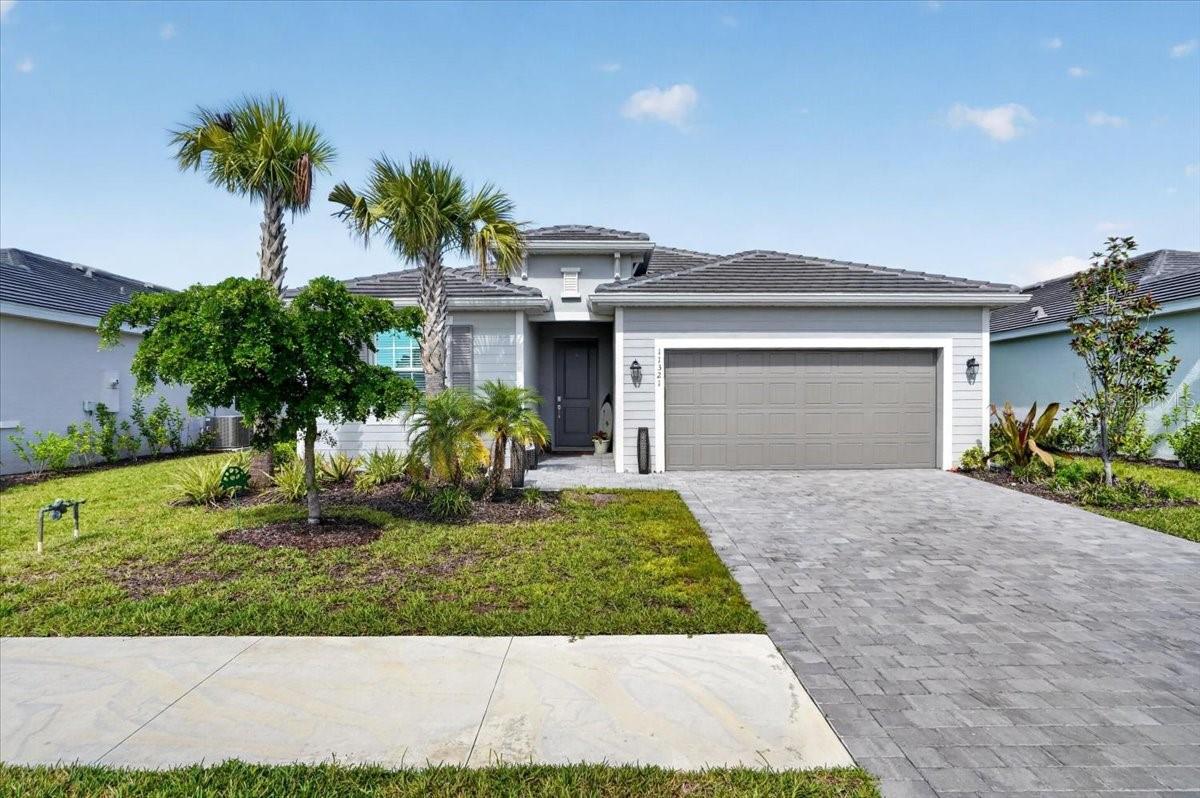 Picture for the property A4703635, 3 beds, 3 baths