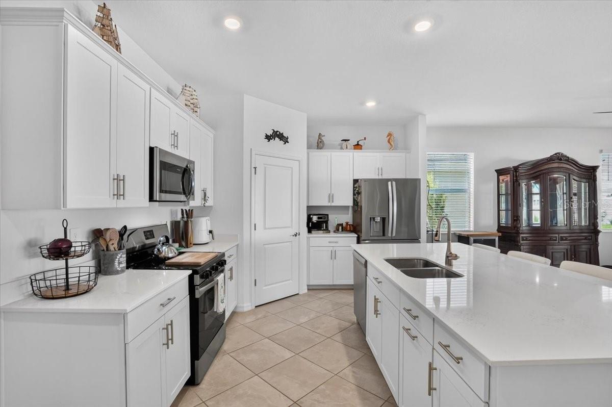 Picture for the property A4703635, 3 beds, 3 baths