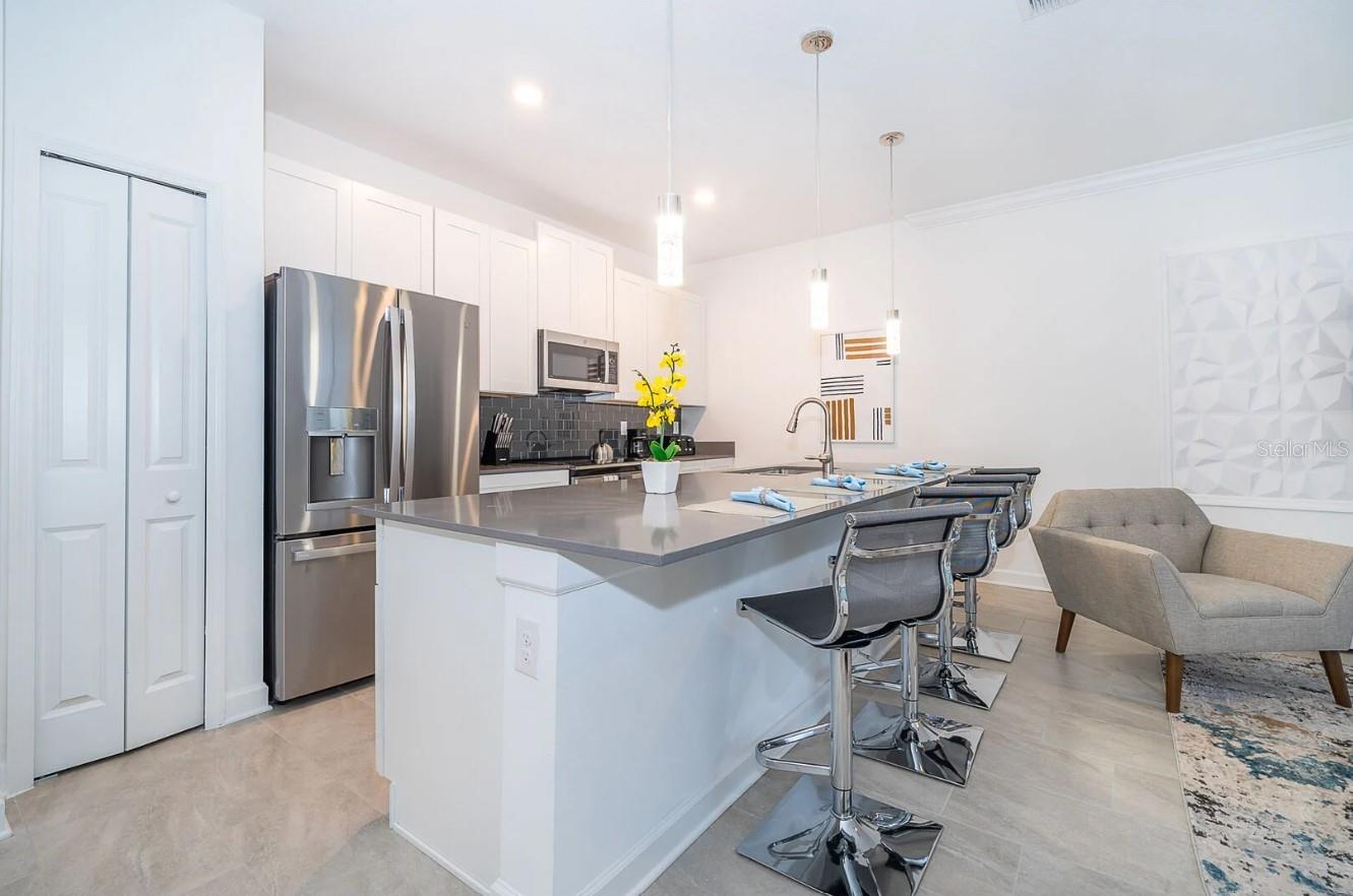 COVE AT STOREY LAKE 4 - Residential Lease