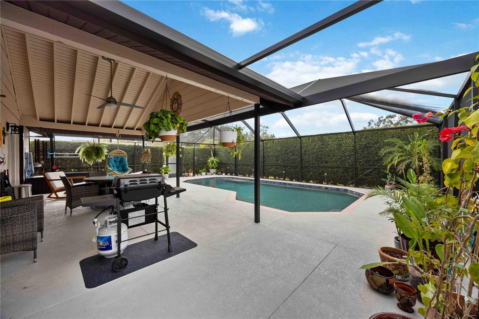 CHESTNUT CREEK LAKES OF - Residential