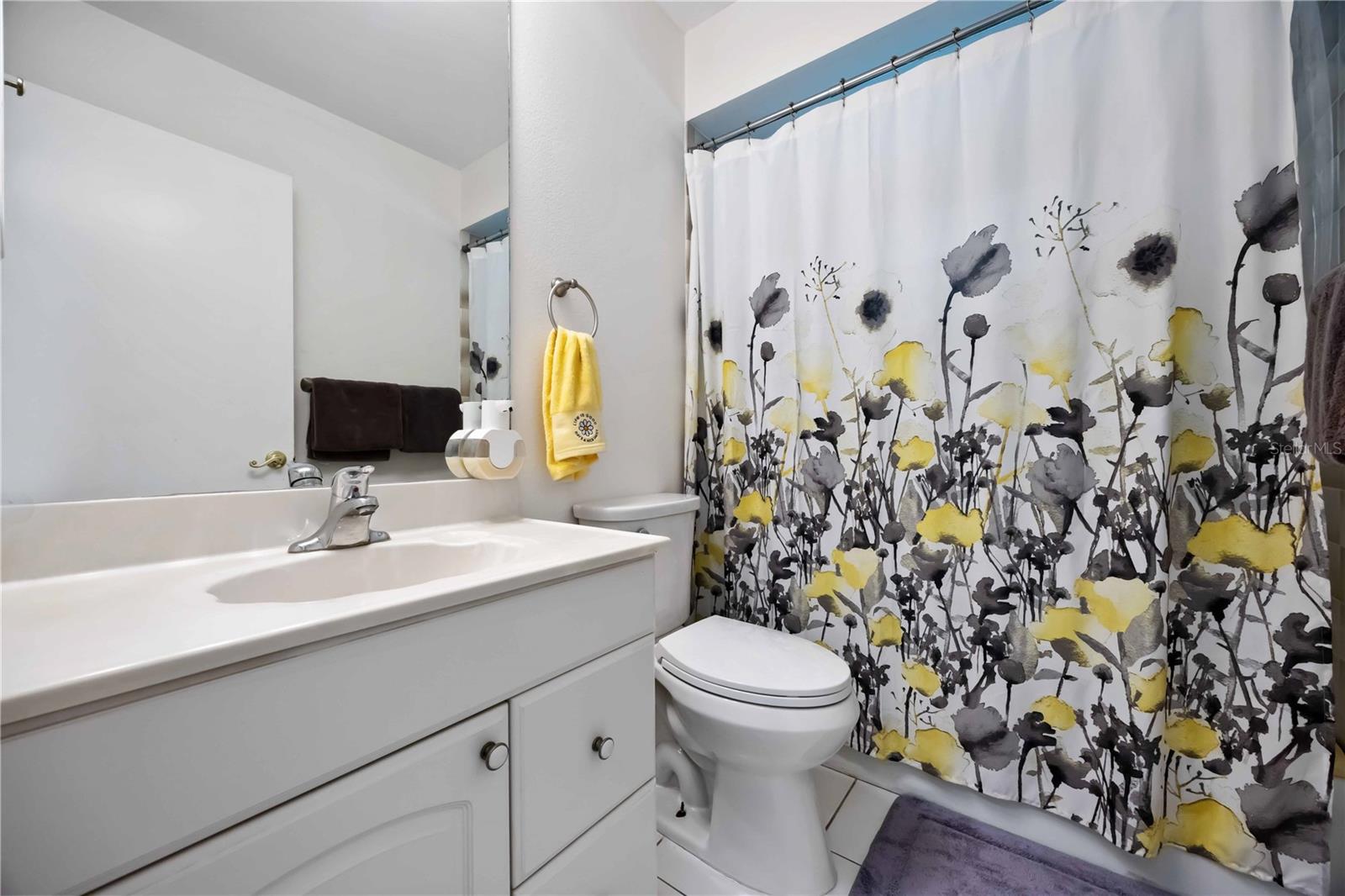 CHESTNUT CREEK LAKES OF - Residential