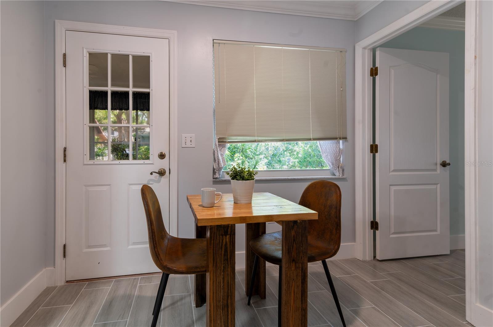 ARBOR OAKS PH 2 - Residential Lease