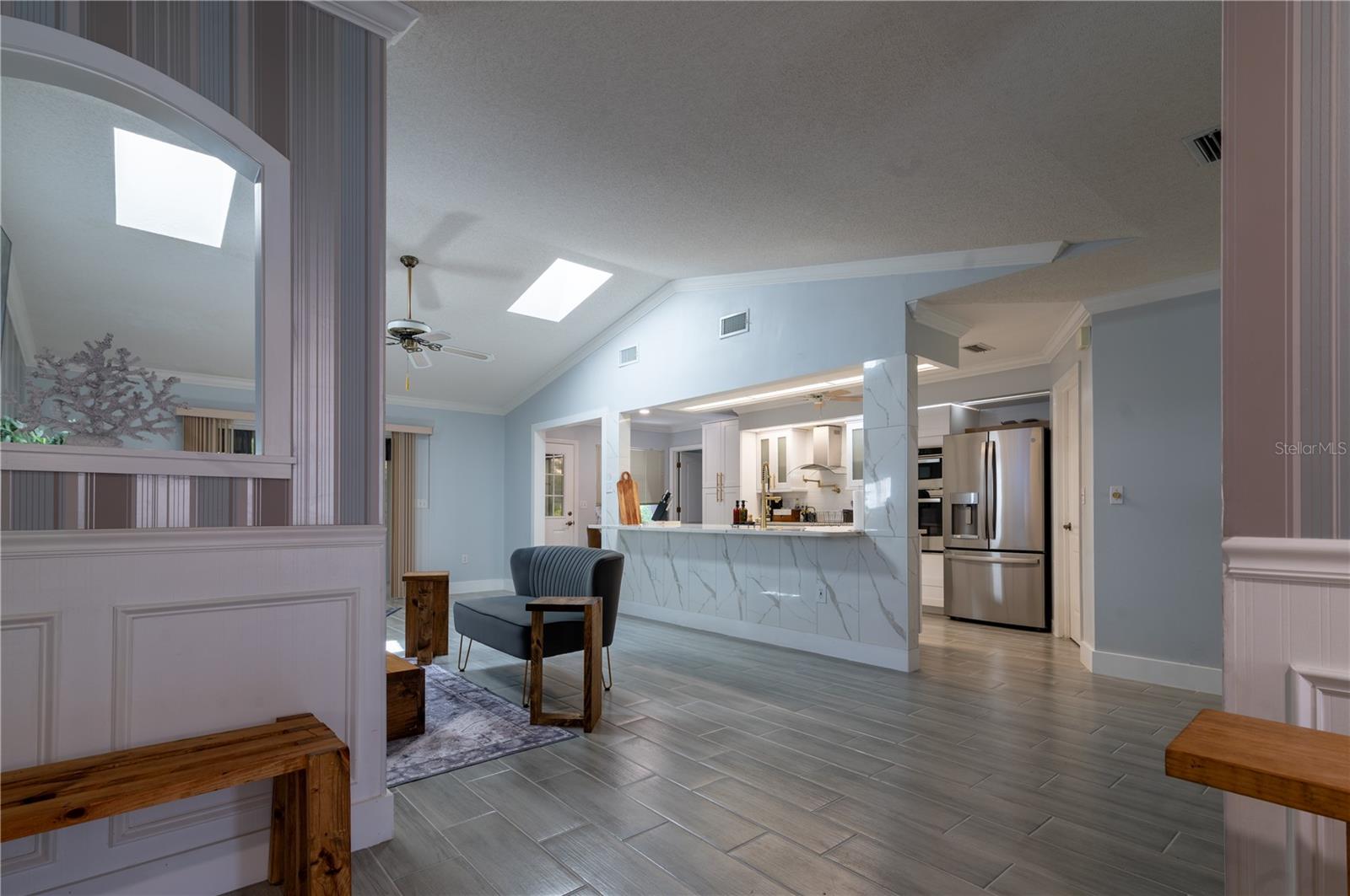 6908 ARBOR OAKS CIRCLE