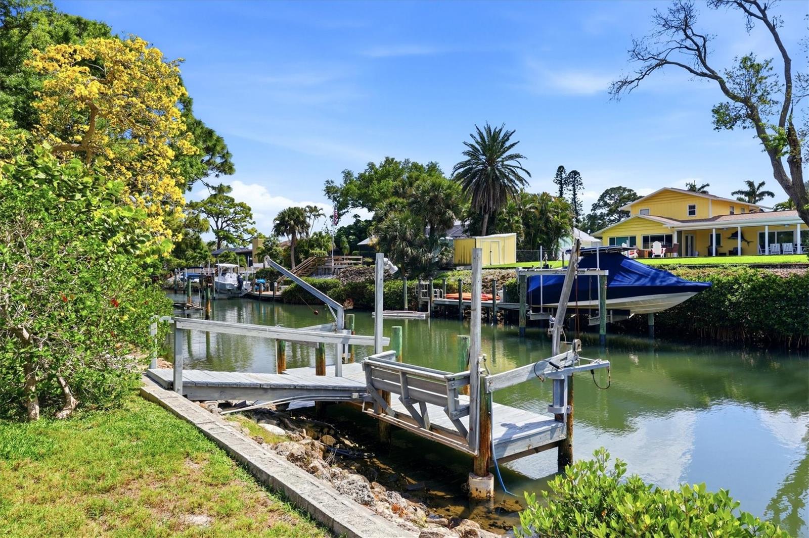 SORRENTO SHORES REP OF 2 - Residential