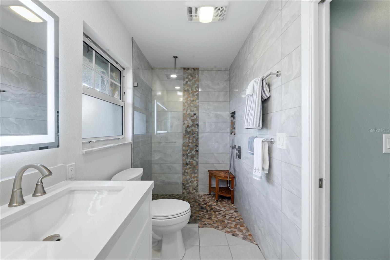 SORRENTO SHORES REP OF 2 - Residential