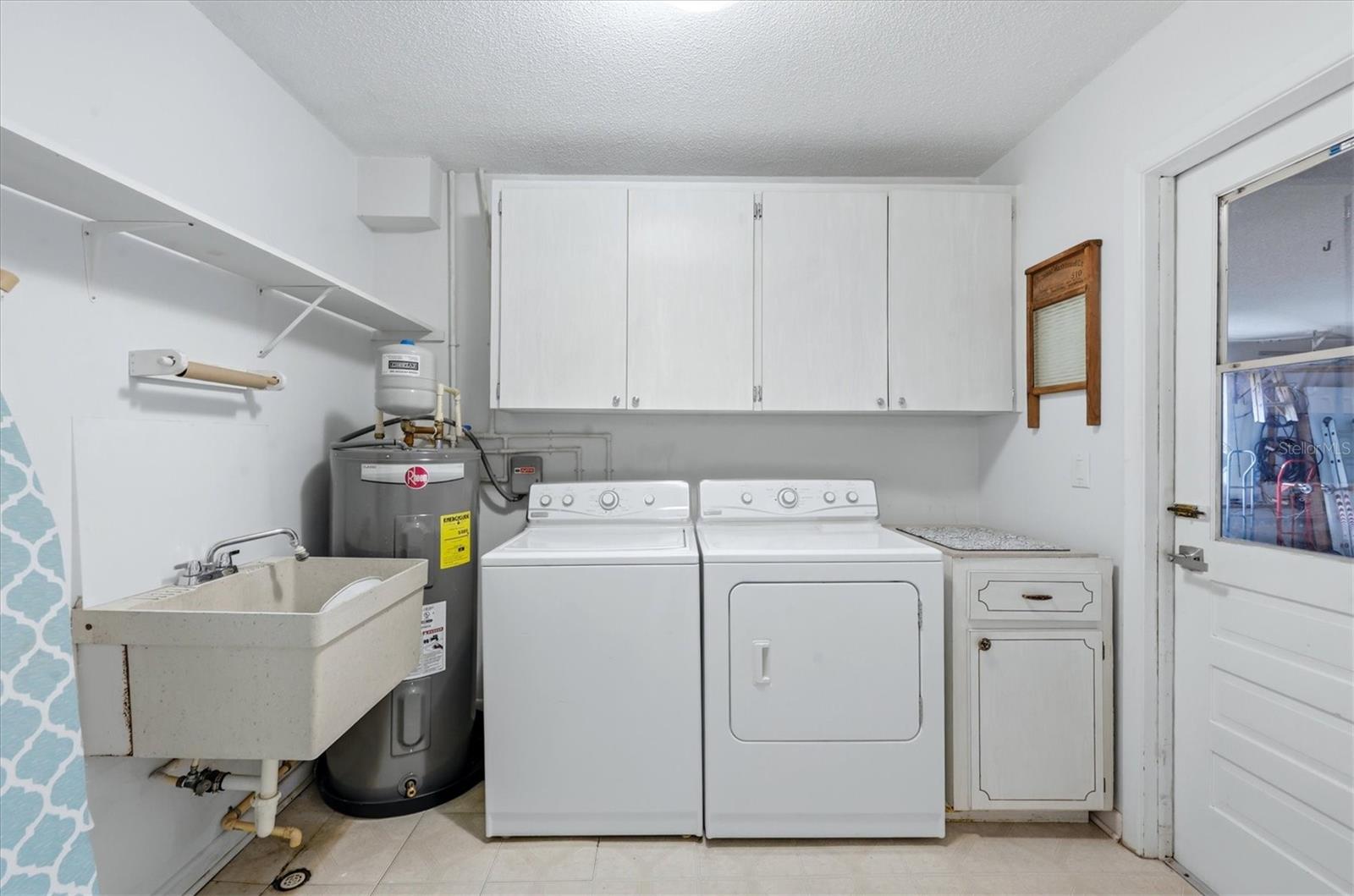 SORRENTO SHORES REP OF 2 - Residential