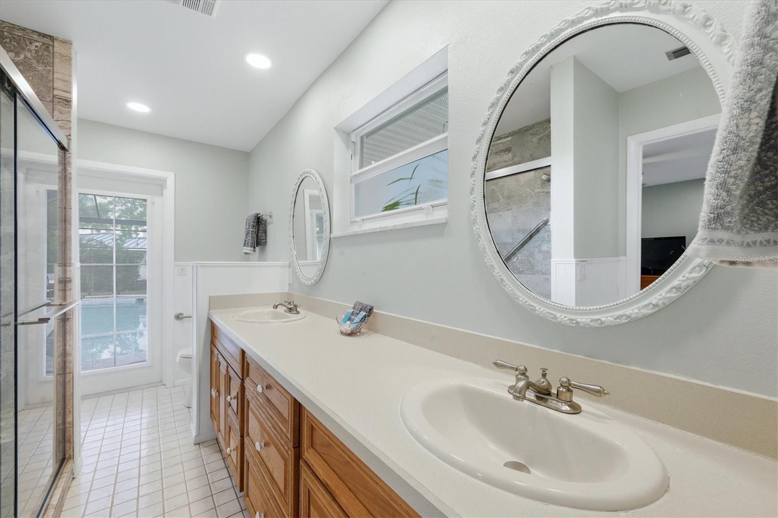 SORRENTO SHORES REP OF 2 - Residential