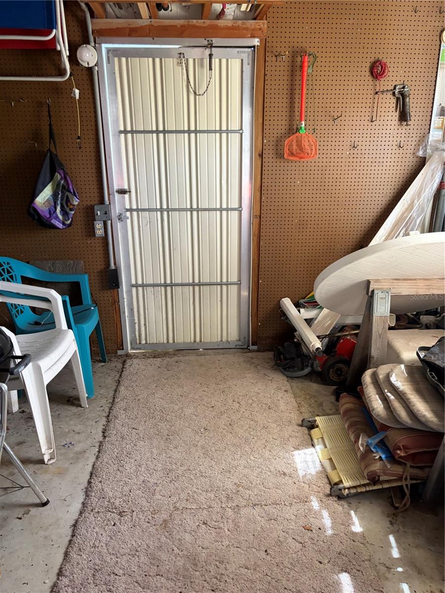 HOLIDAY MOB ESTATES 1ST ADD - Residential