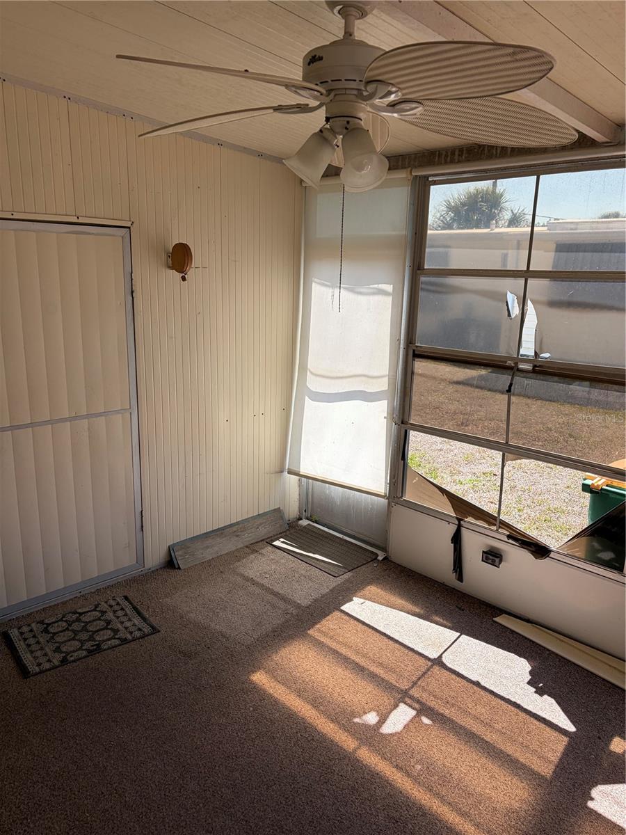 HOLIDAY MOB ESTATES 1ST ADD - Residential