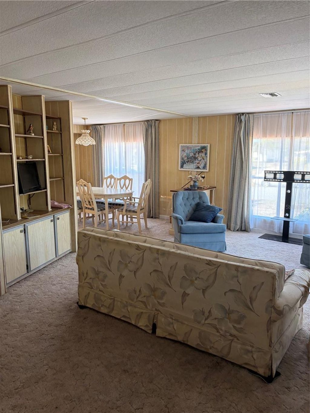 Photo of 1297 Kingfisher Drive, Englewood, FL 34224 (MLS # D6146298)