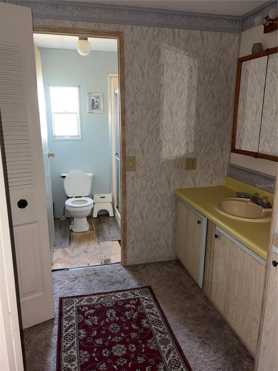 HOLIDAY MOB ESTATES 1ST ADD - Residential