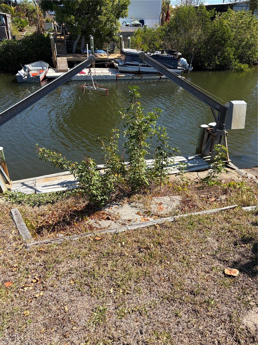 HOLIDAY MOB ESTATES 1ST ADD - Residential