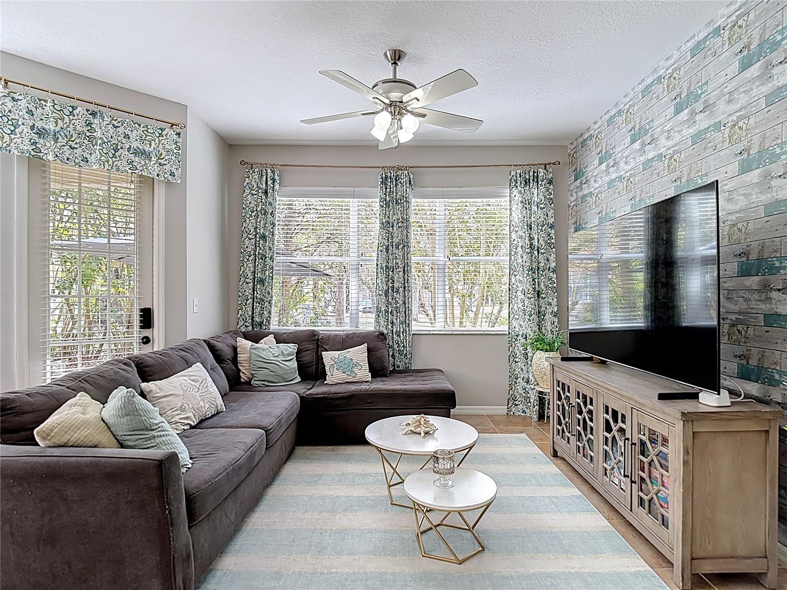 STONE RIDGE AT HIGHWOODS PRESE - Residential