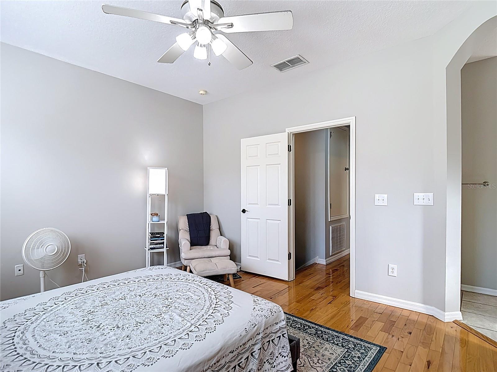 STONE RIDGE AT HIGHWOODS PRESE - Residential