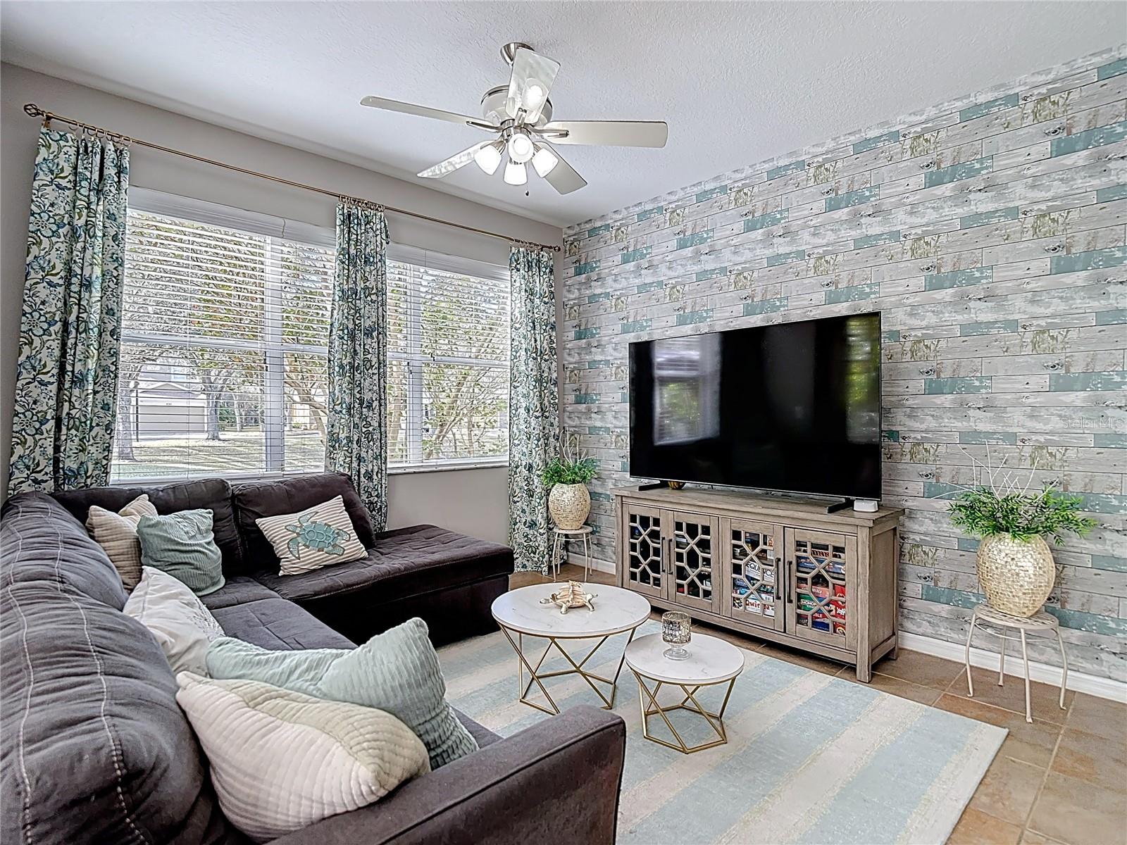 STONE RIDGE AT HIGHWOODS PRESE - Residential