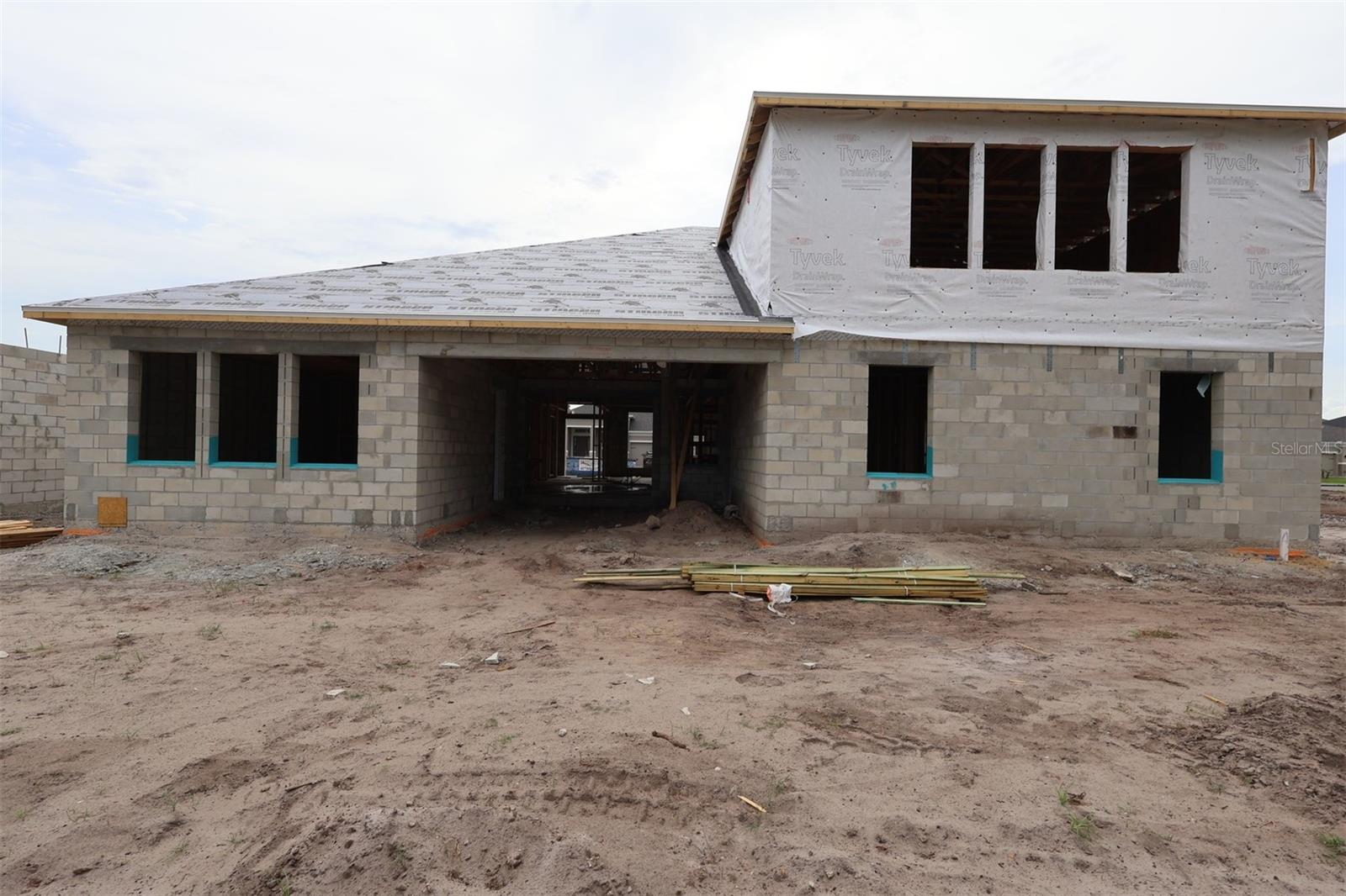 2628 RAVENCLIFFE