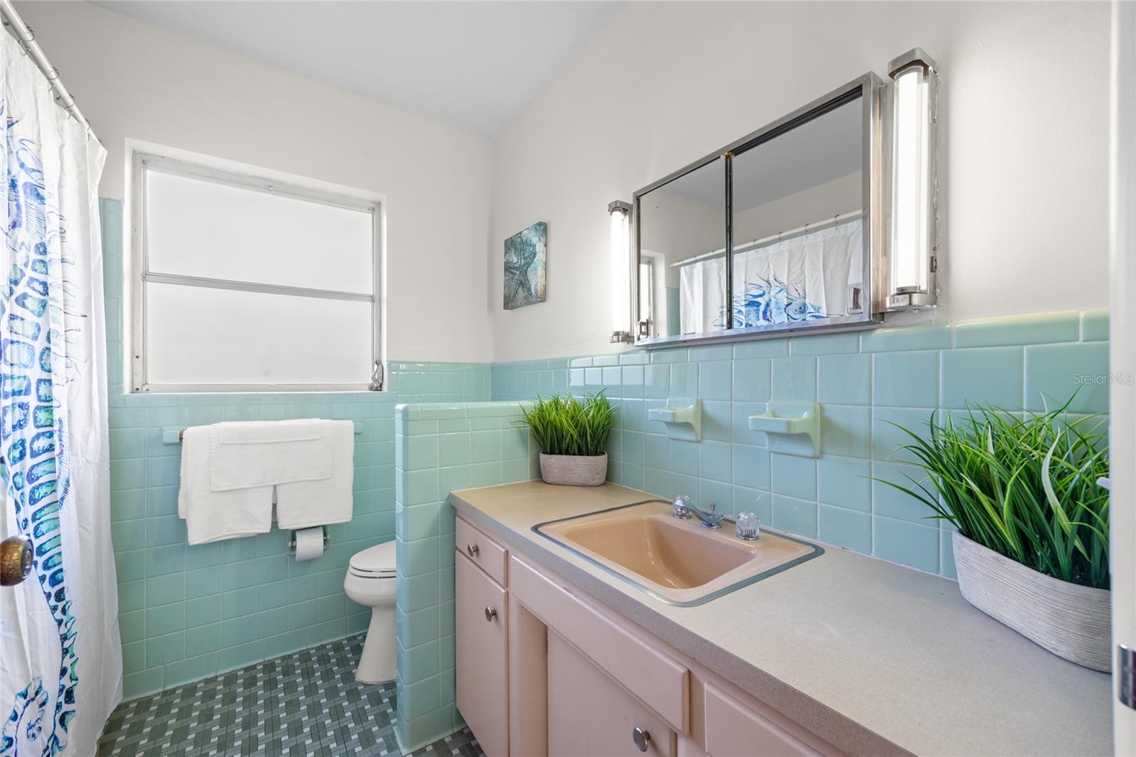 FAIRWAY ESTATES 1ST ADD - Residential