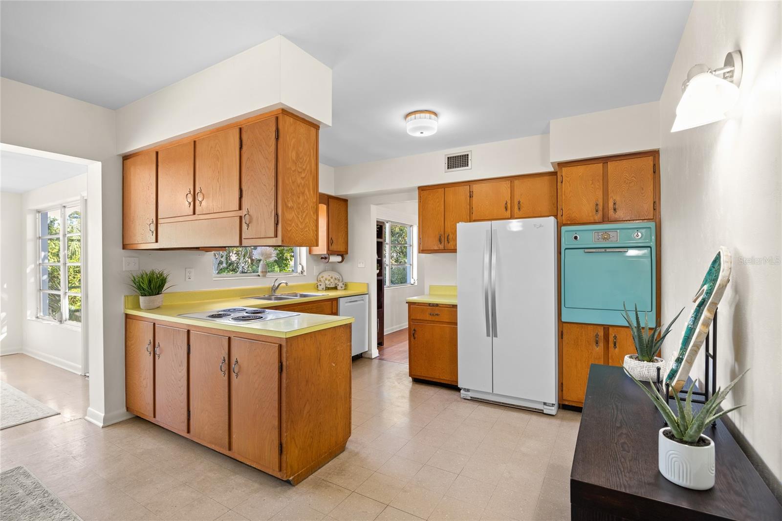 FAIRWAY ESTATES 1ST ADD - Residential