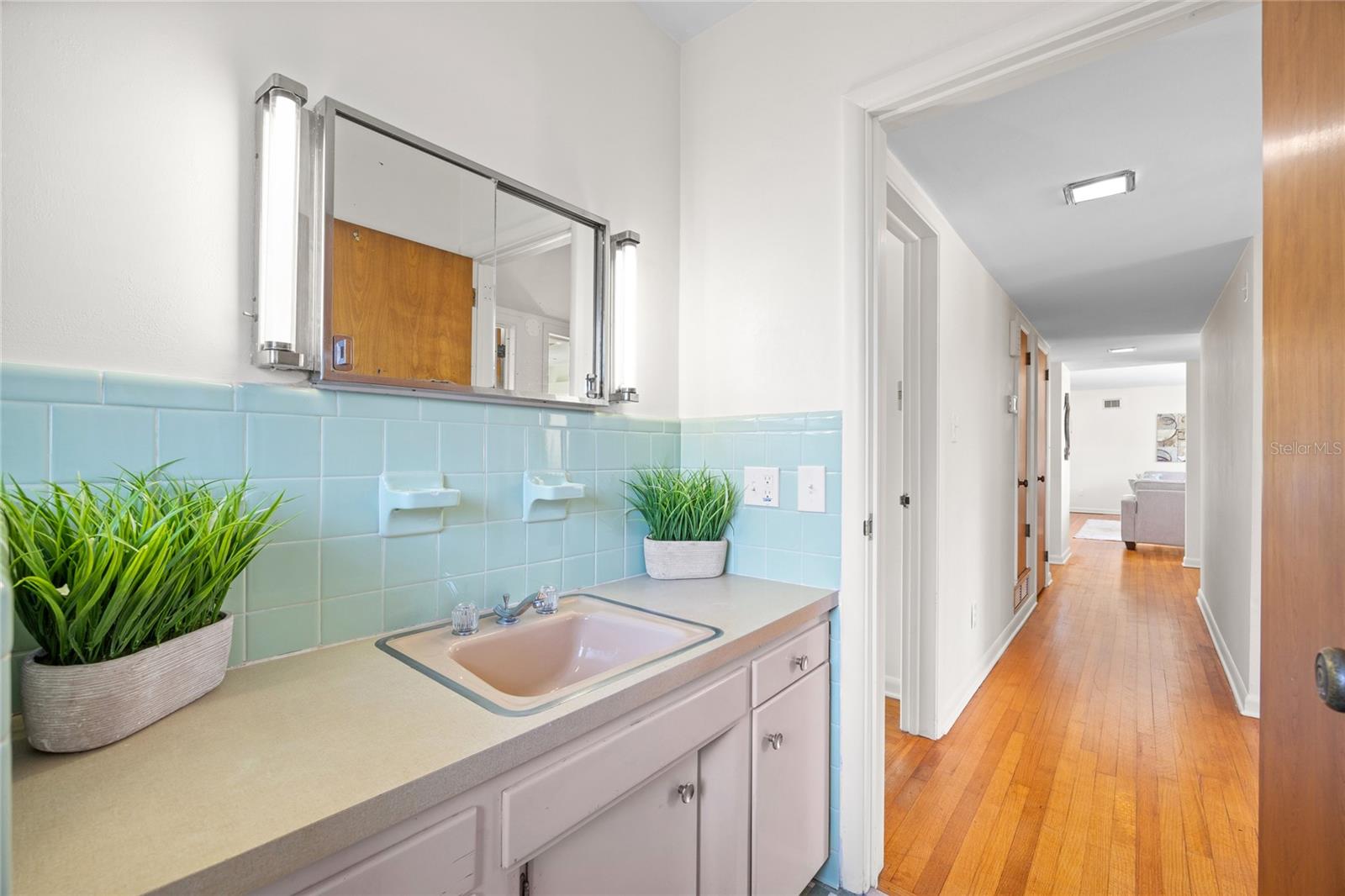 FAIRWAY ESTATES 1ST ADD - Residential