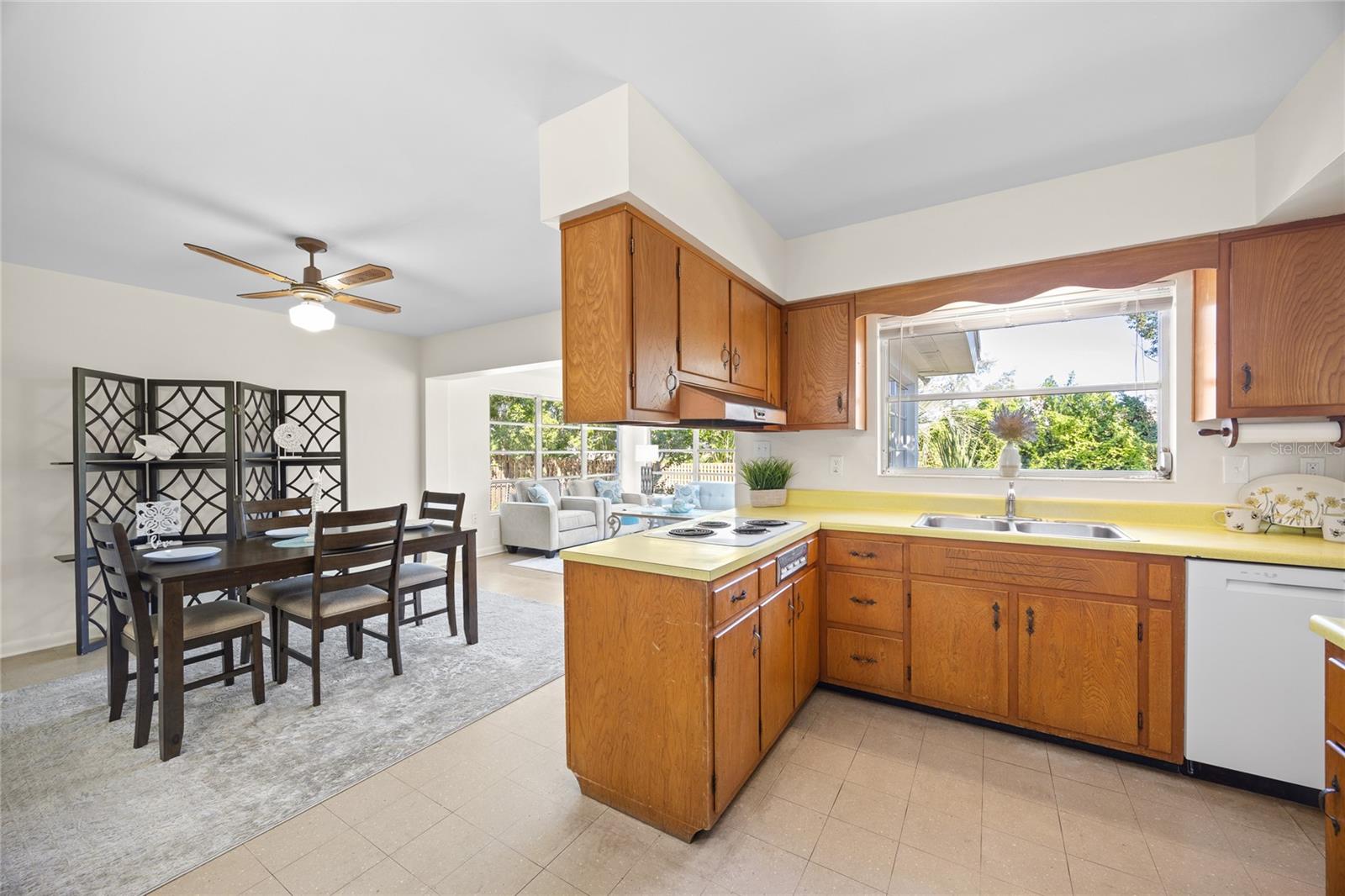 FAIRWAY ESTATES 1ST ADD - Residential